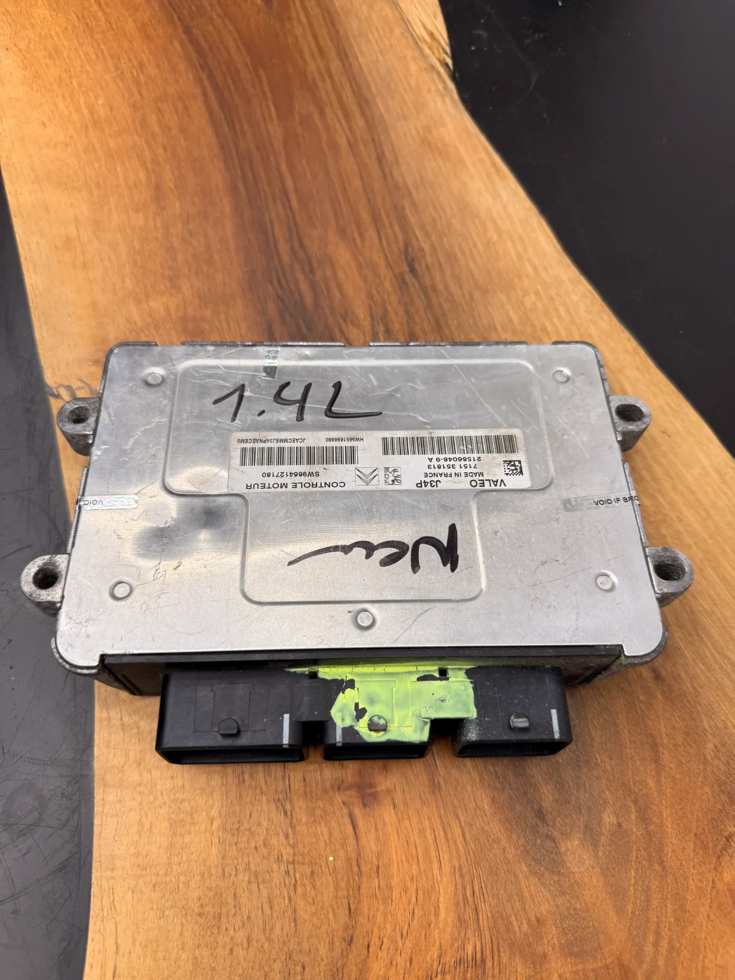 Calculateur Moteur | J34P | 7151 351813 | 21586048-9A | SW9664127180 | HW9651696680